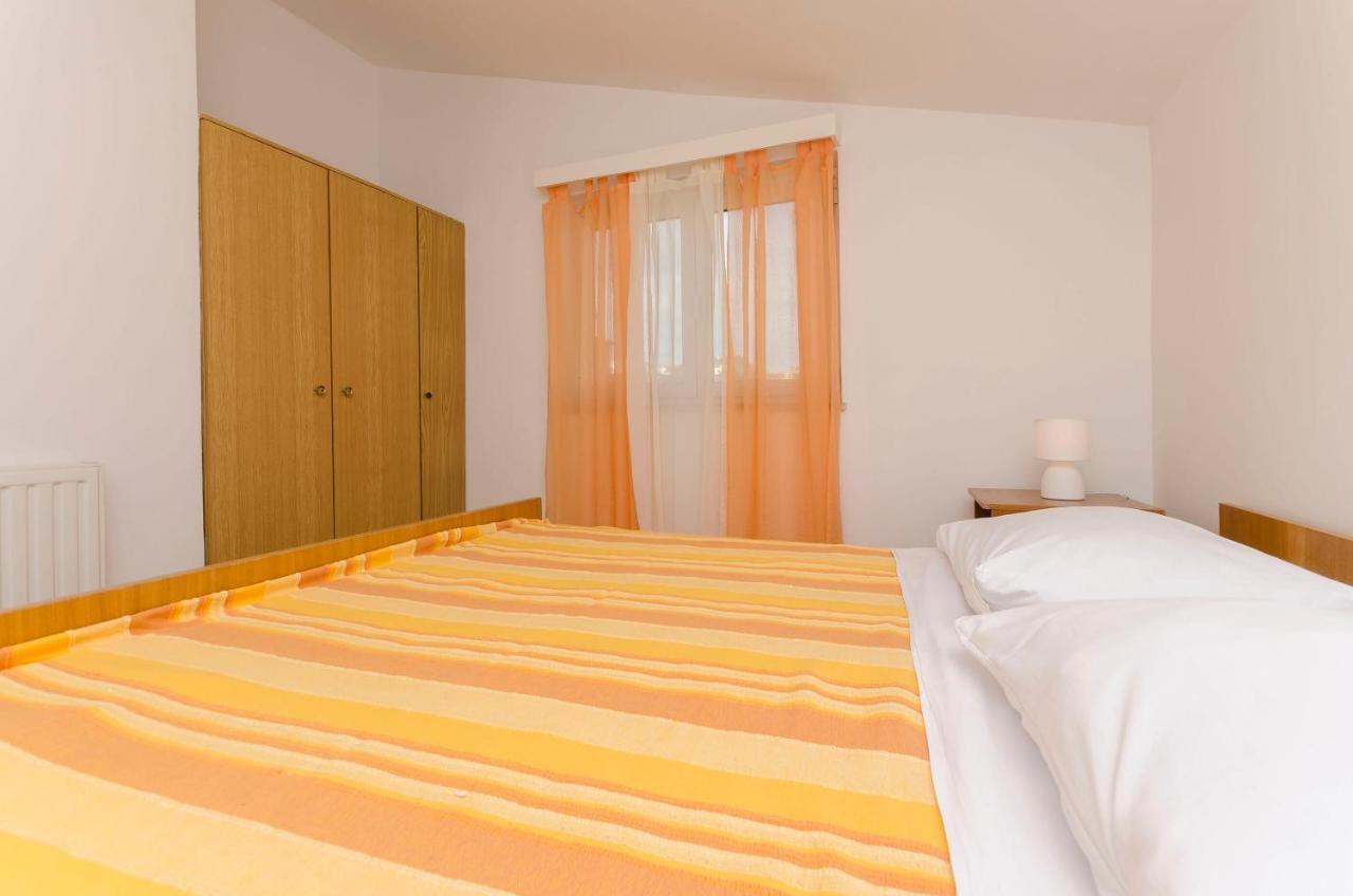 Apartments Manda 沃迪切 外观 照片
