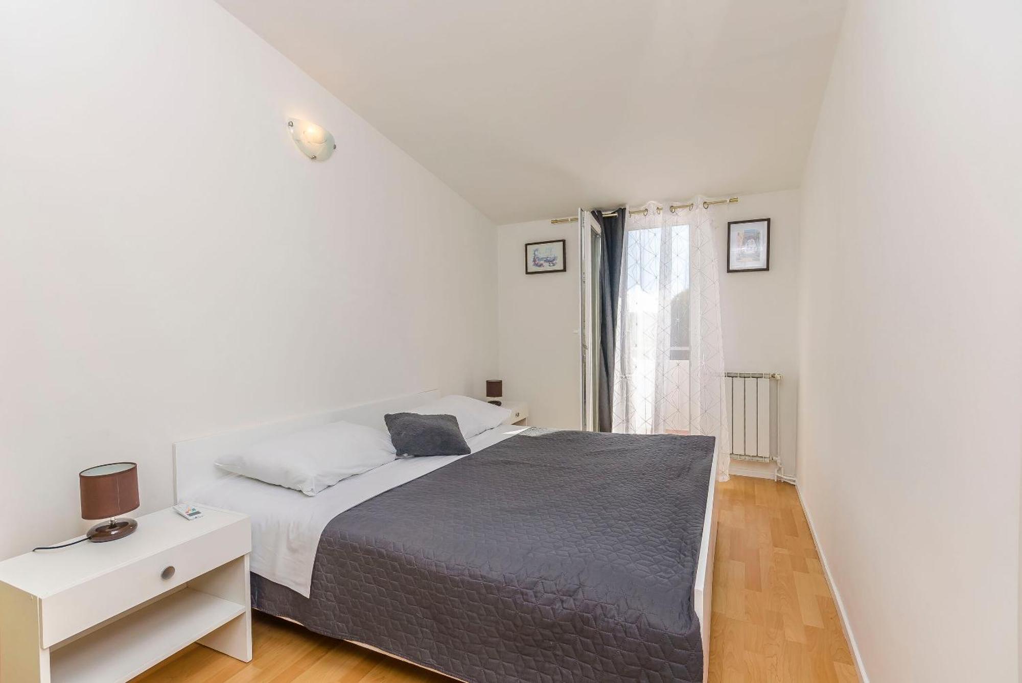 Apartments Manda 沃迪切 外观 照片